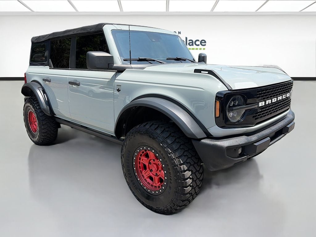 2021 Ford Bronco Big Bend in Cactus Gray — front three-quarter view